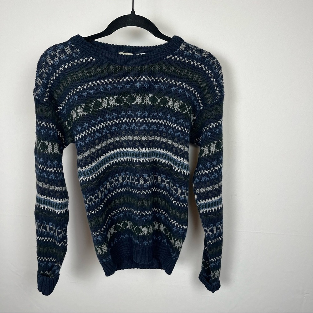 Great Land Women’s Large Crewneck Knit Sweater